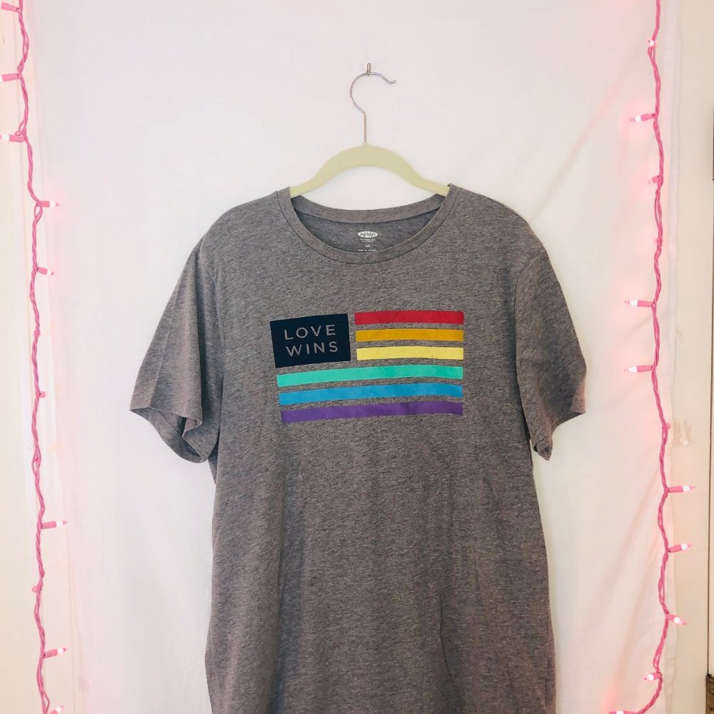 Old Navy Grey Love Wins Rainbow Flag Tee